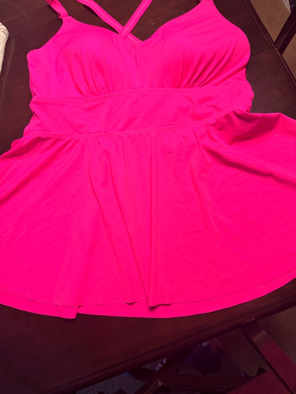 Torrid Hot Pink Tankini Top